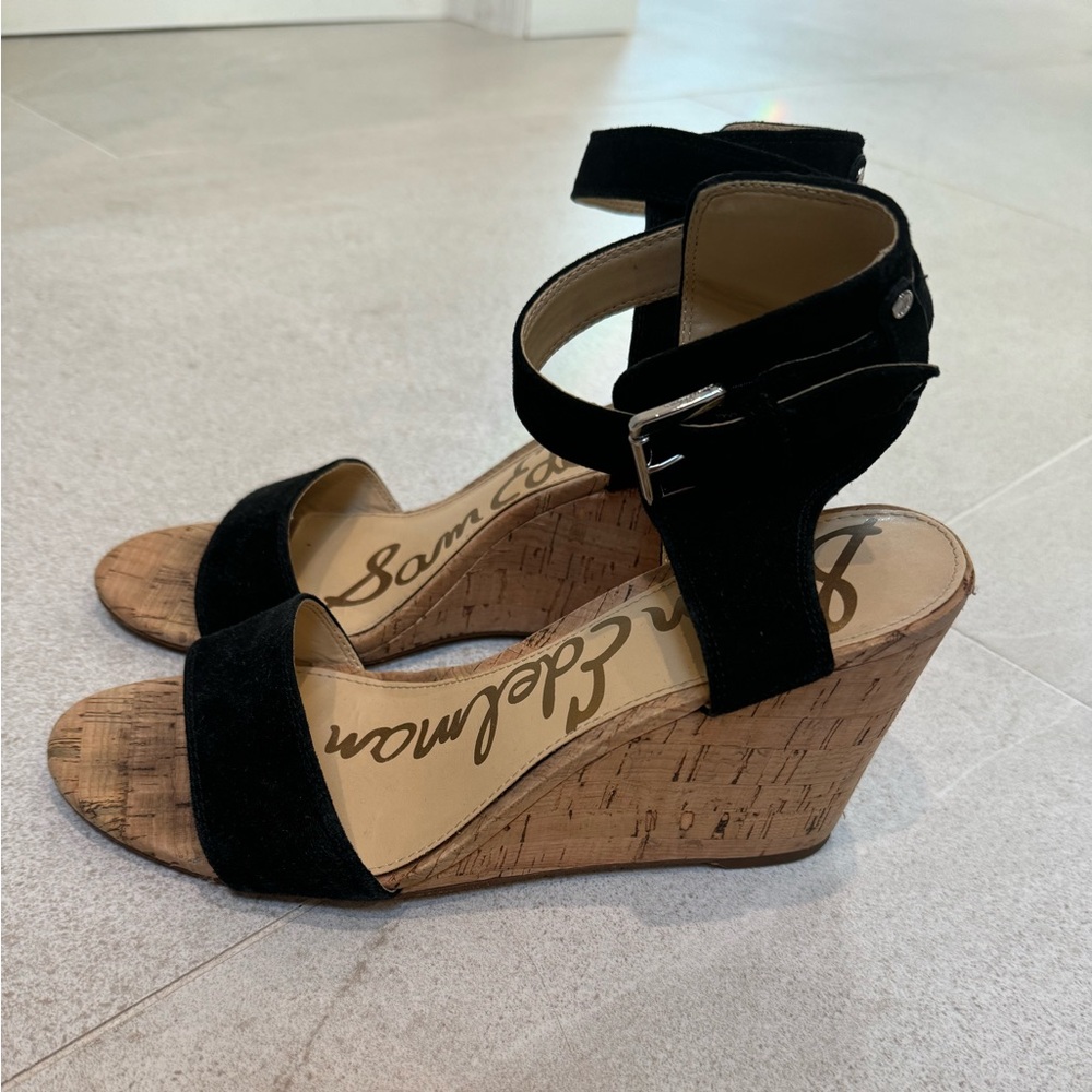 Sam Edelman wedge black with cork. Size 8